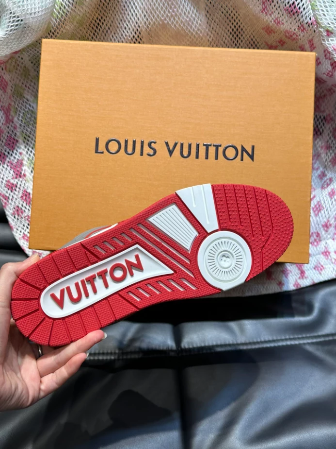 LV SKATE SNEAKERS